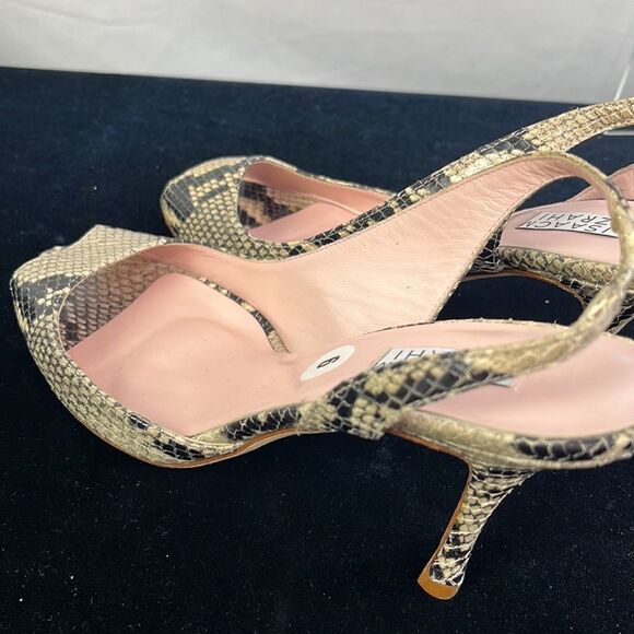 Isaac Mizrahi Snake Pattern Peep Toe Heels - Picture 5 of 12